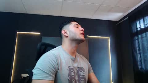 Snapshot of richard_milleer chatting on 2, 10, 2025 Ricardo online show from 2, 10, 2025