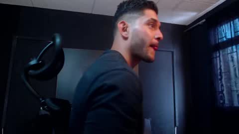 Snapshot of richard_milleer chatting on 20, 11, 2025 Ricardo online show from 20, 11, 2025