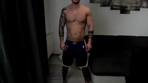 Snapshot of richarddarell chatting on 24, 10, 2025 RichardDarell online show from 24, 10, 2025