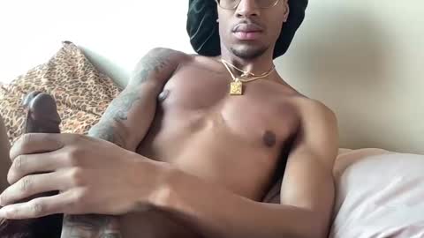 richchris66 online show from 10, 2, 2025