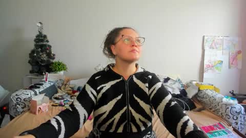 Anna - not anna - right Anna  online show from 1, 2, 2026