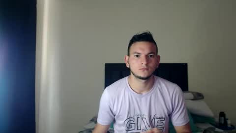 Snapshot of richr_latin_boy chatting on 15, 3, 2026 rich online show from 15, 3, 2026