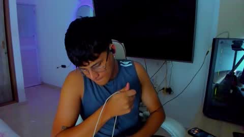 Snapshot of rick_shellby chatting on 8, 11, 2025 Rick online show from 8, 11, 2025