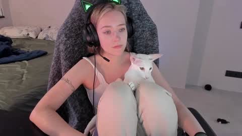 Snapshot of rickisanchez chatting on 28, 1, 2025 RickiSanchez online show from 28, 1, 2025