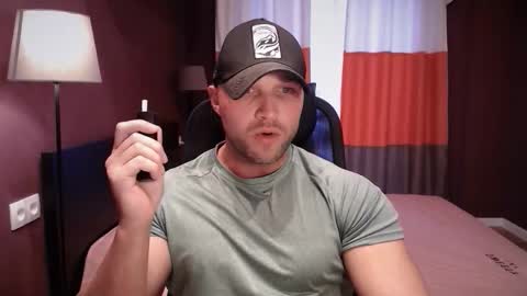 Snapshot of rikadler chatting on 2, 11, 2025 rikadler online show from 2, 11, 2025