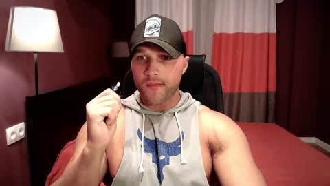 Snapshot of rikadler chatting on 4, 11, 2025 rikadler online show from 4, 11, 2025