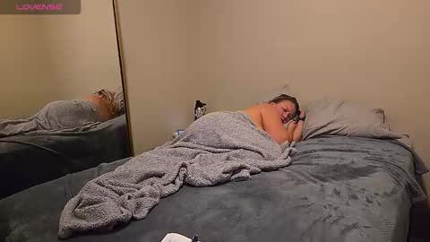 Riley  Logan online show from 19, 3, 2026