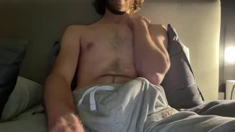 Snapshot of rileyman13xx chatting on 4, 12, 2025 rileyman13xx online show from 4, 12, 2025