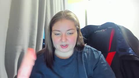 Snapshot of rina16 chatting on 9, 11, 2025 rina16 online show from 9, 11, 2025