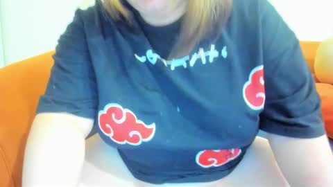 Snapshot of rina16 chatting on 19, 11, 2025 rina16 online show from 19, 11, 2025