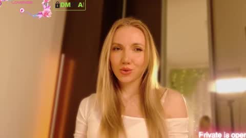 Rina Asty online show from 23, 3, 2026