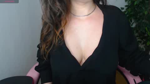 Snapshot of ripe_cherries chatting on 22, 9, 2025 Ripe cherries online show from 22, 9, 2025