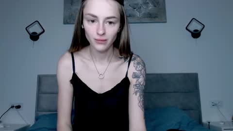 Snapshot of rita_orra chatting on 22, 10, 2025 Rita online show from 22, 10, 2025