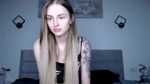 Snapshot of rita_orra chatting on 1, 11, 2025 Rita online show from 1, 11, 2025