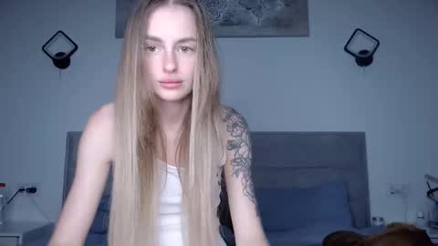 Snapshot of rita_orra chatting on 16, 11, 2025 Rita online show from 16, 11, 2025