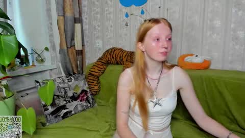 Snapshot of ritasweety18 chatting on 27, 9, 2025 Rita online show from 27, 9, 2025