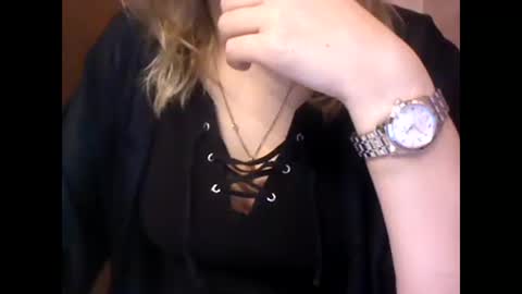 RiveraMaureen online show from 23, 12, 2024