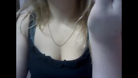 RiveraMaureen online show from 25, 11, 2025