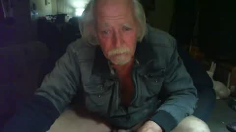 Snapshot of riverratggg chatting on 18, 11, 2025 riveratggg online show from 18, 11, 2025