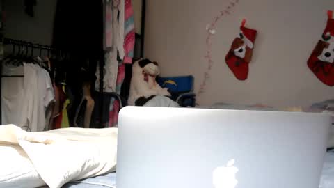 Snapshot of riversaint chatting on 14, 2, 2025 River Saint online show from 14, 2, 2025