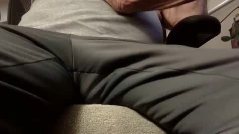 Snapshot of riverskarltc chatting on 8, 10, 2025 RiverskarlTC online show from 8, 10, 2025