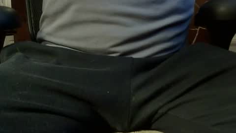 Snapshot of riverskarltc chatting on 18, 12, 2025 RiverskarlTC online show from 18, 12, 2025