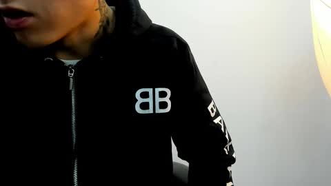 Snapshot of roan_birkin chatting on 11, 11, 2025 Roan Birkin online show from 11, 11, 2025