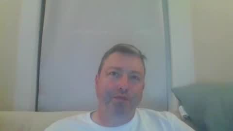 Snapshot of rob_bower_guy chatting on 16, 11, 2025 rob_bower_guy online show from 16, 11, 2025