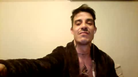 rober777xxl online show from 11, 1, 2025