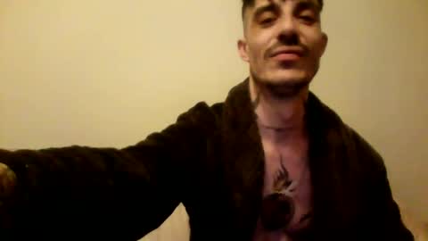 rober777xxl online show from 10, 3, 2025