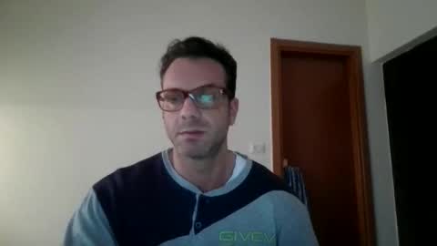 roberpierre_ho online show from 3, 4, 2026