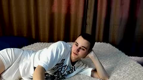 robert10211 online show from 5, 2, 2026