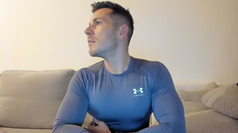 roberto4ever online show from 4, 2, 2026