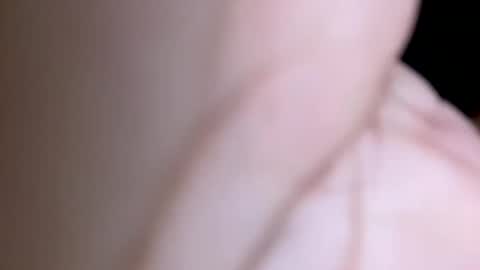 roberto925 online show from 4, 2, 2025