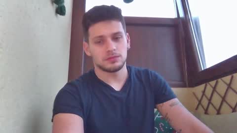 Roberto online show from 4, 12, 2025