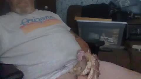 Snapshot of robglide chatting on 4, 10, 2025 robglide online show from 4, 10, 2025