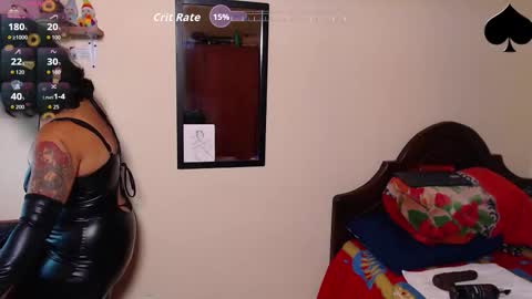 Snapshot of robin_h00t chatting on 27, 9, 2025 Ivanna and Robin online show from 27, 9, 2025