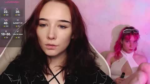 Snapshot of robin_yours chatting on 3, 11, 2025 Robin your online show from 3, 11, 2025