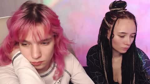 Snapshot of robin_yours chatting on 17, 11, 2025 Robin your online show from 17, 11, 2025