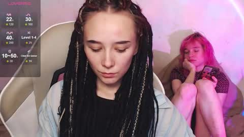 Snapshot of robin_yours chatting on 21, 11, 2025 Robin your online show from 21, 11, 2025