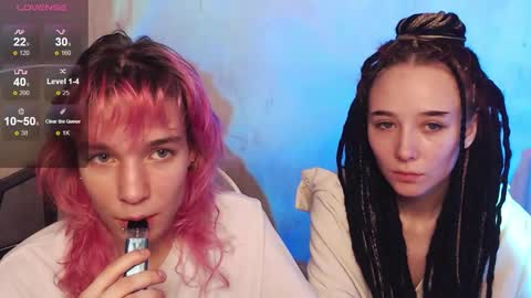 Snapshot of robin_yours chatting on 25, 11, 2025 Robin your online show from 25, 11, 2025