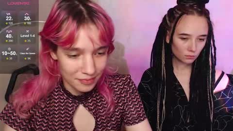 Snapshot of robin_yours chatting on 26, 11, 2025 Robin your online show from 26, 11, 2025