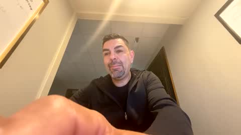 roblatino12 online show from 8, 3, 2025