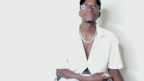 roby_boy01 online show from 13, 10, 2025
