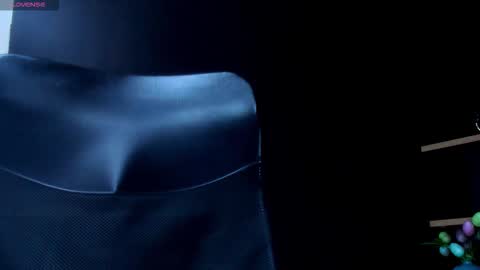 rocco_santos online show from 23, 12, 2025