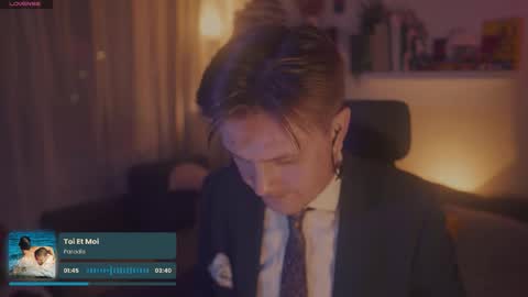 Snapshot of rocketbunnyxxx chatting on 11, 10, 2025 Rocket Bunny online show from 11, 10, 2025