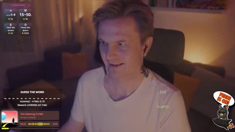 Snapshot of rocketbunnyxxx chatting on 14, 11, 2025 Rocket Bunny online show from 14, 11, 2025