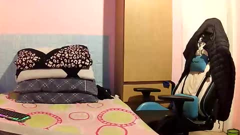 Snapshot of rogobeteilie chatting on 14, 12, 2025 Banderas online show from 14, 12, 2025