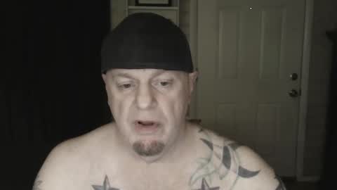 Snapshot of roinaz chatting on 1, 1, 2025 roinaz online show from 1, 1, 2025