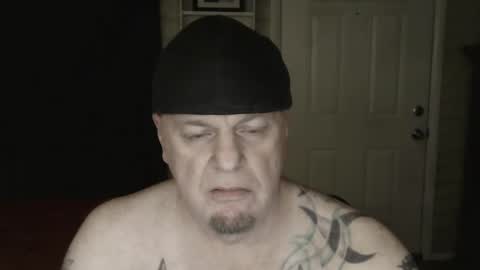 Snapshot of roinaz chatting on 4, 1, 2025 roinaz online show from 4, 1, 2025